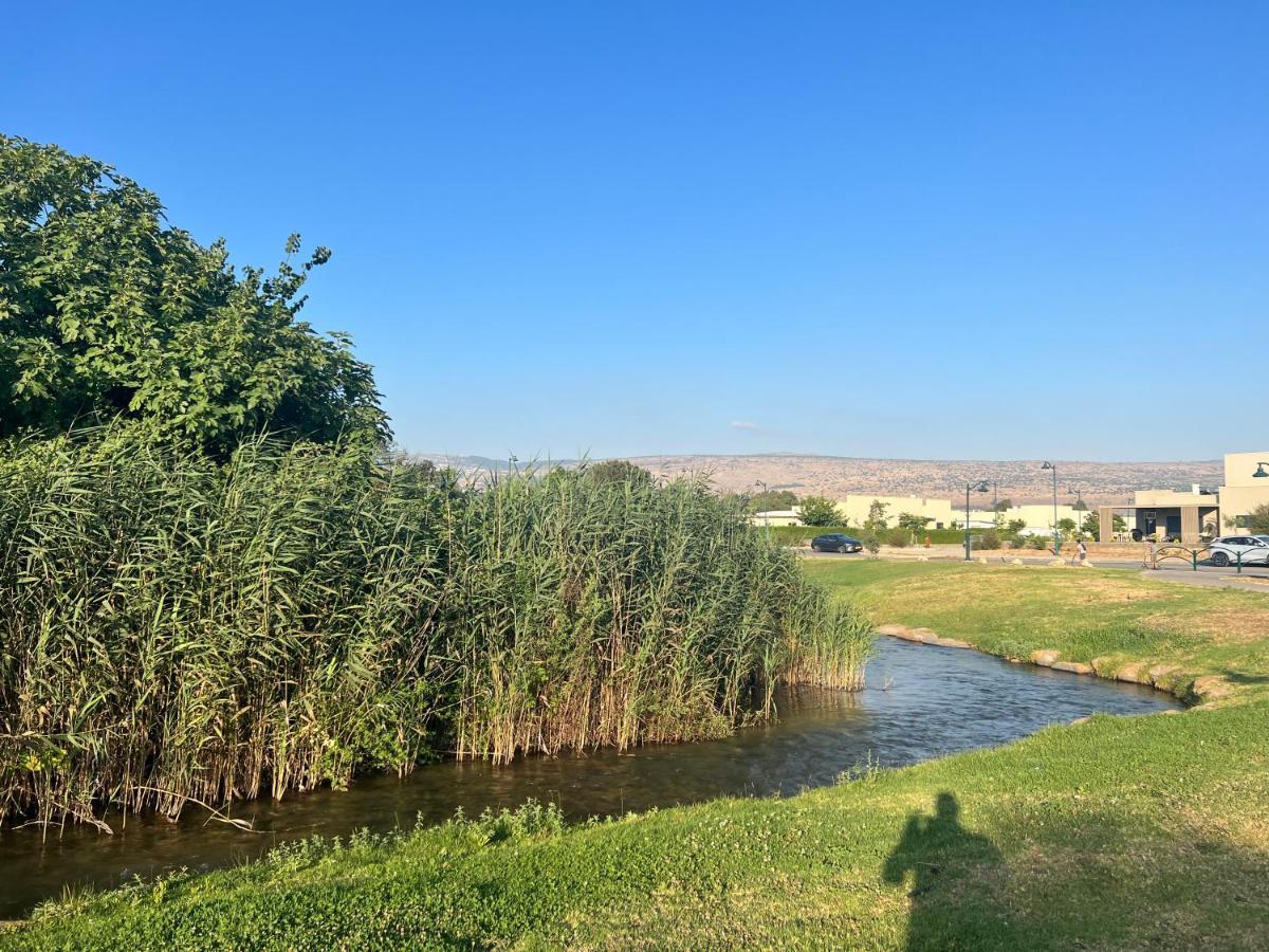 Appartamento שפיגל קו ראשון לנחל-Hagoshrim,הגושרים Esterno foto